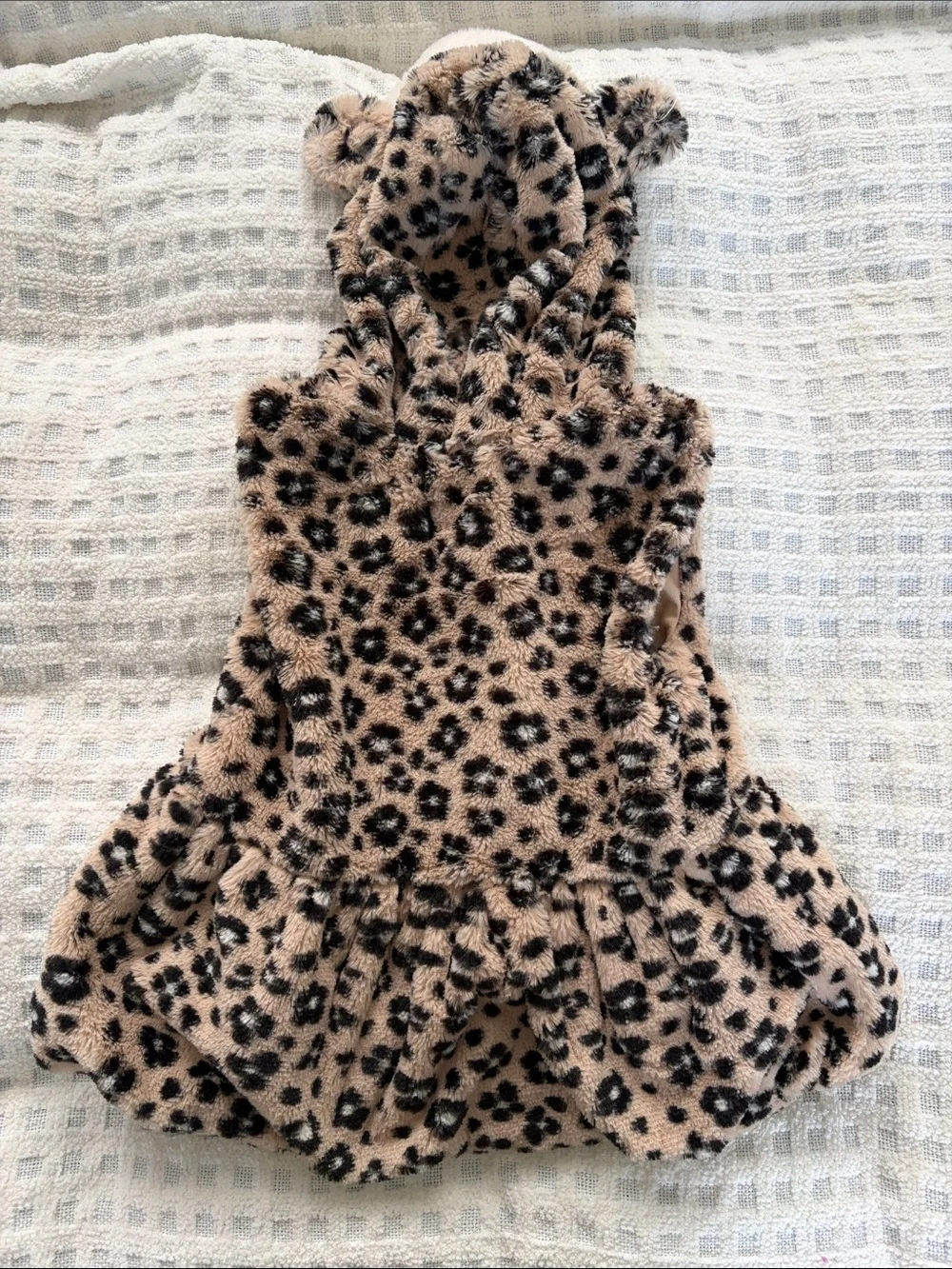 Faux Fur Leopard Hooded Vest in Beige and Black